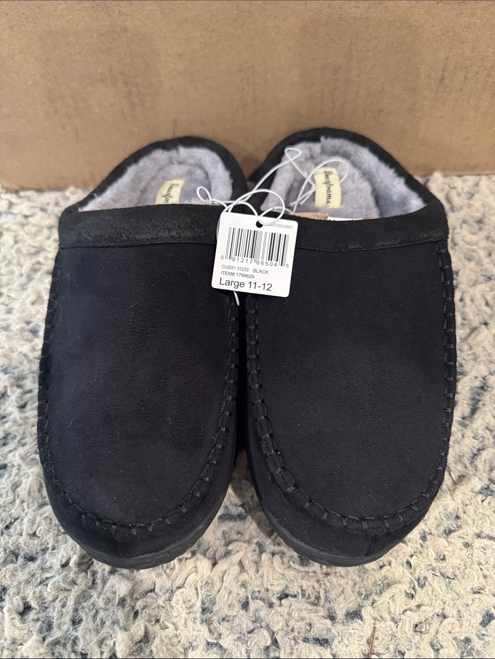 Dearfoams Black Men's Slip-On Moccasin Slippers with Memory Foam.